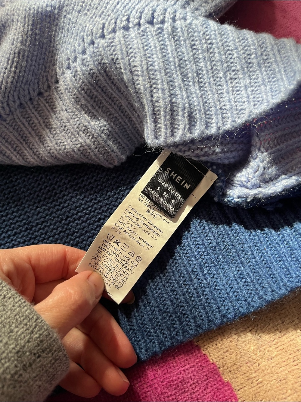 Split-Front Contrast Mock Neck Sweater - Picture 7 of 11